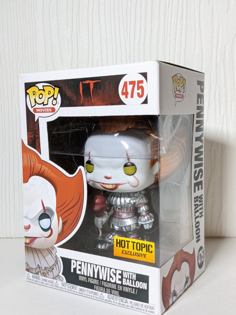 Funko Pop Horror IT Pennywise with Balloon #475 Hot Topic Yellow Eyes 