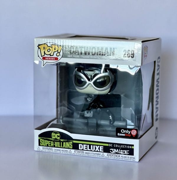 black and white catwoman jim lee deluxe funko