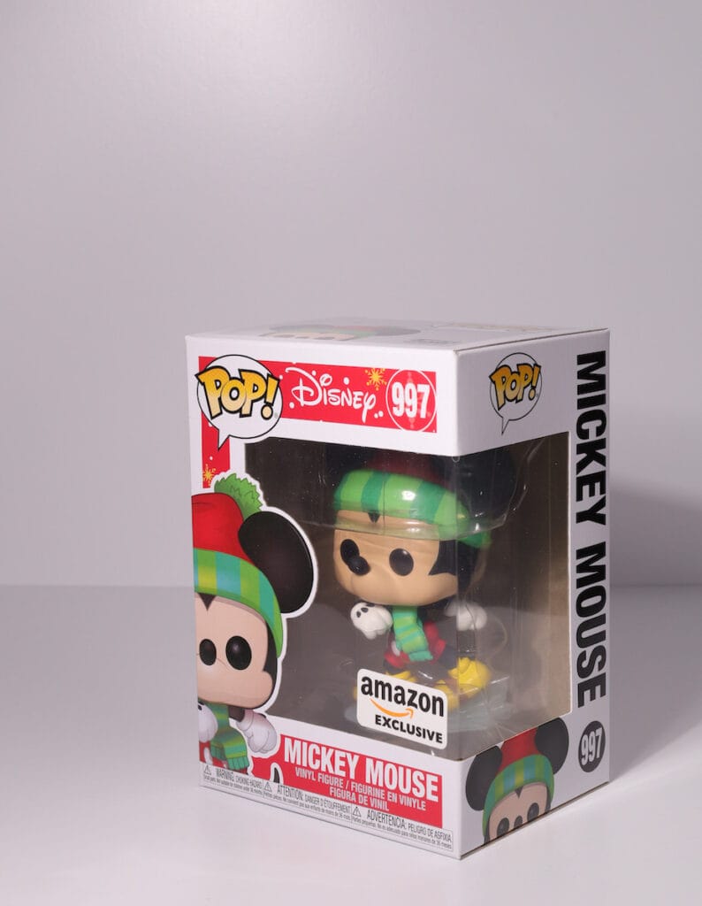 Mickey Mouse Ice Skating Funko Pop! #997 - The Pop Central