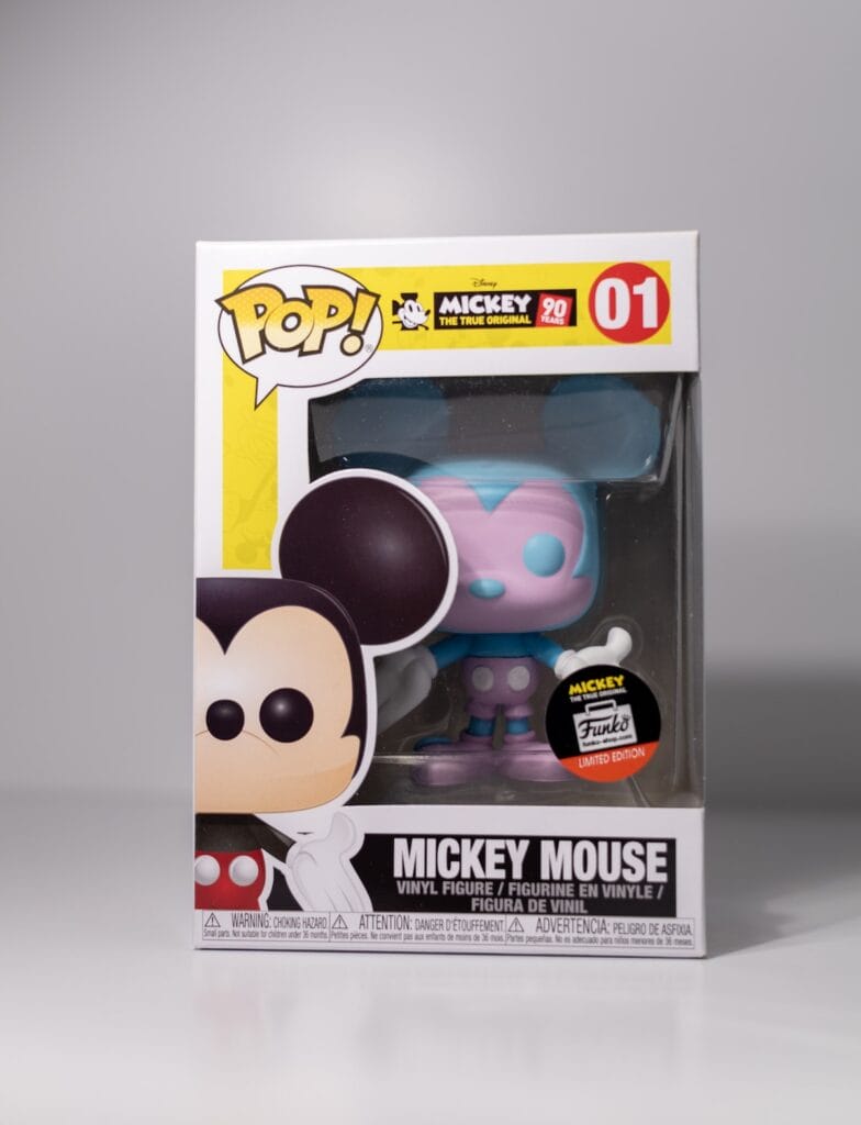 Mickey store 01 pop