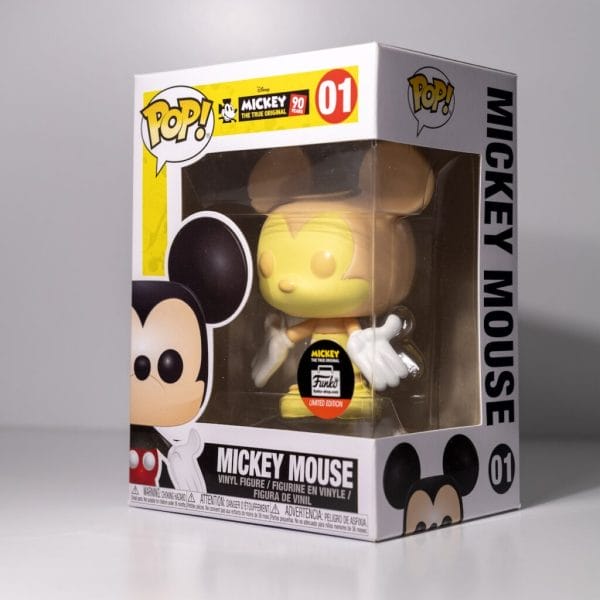 disney mickey mouse peaches and cream funko pop!