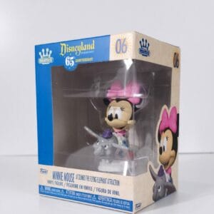 disneyland minnie mouse at dumbo attraction minis